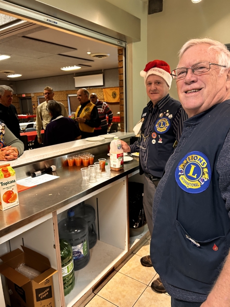 Lions Pierre and Paul on the order line